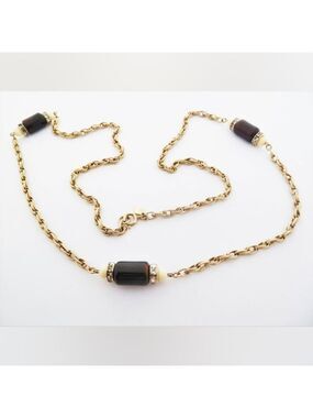Sarah Coventry Gold Tone Necklace
